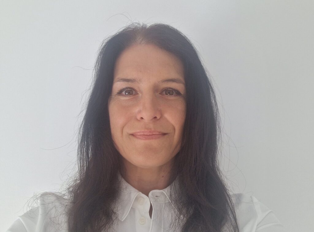 20260422 140223 Online Therapy