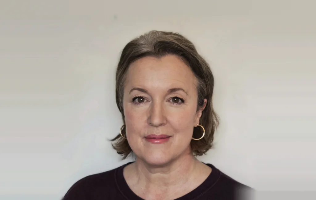Joanna Lewis