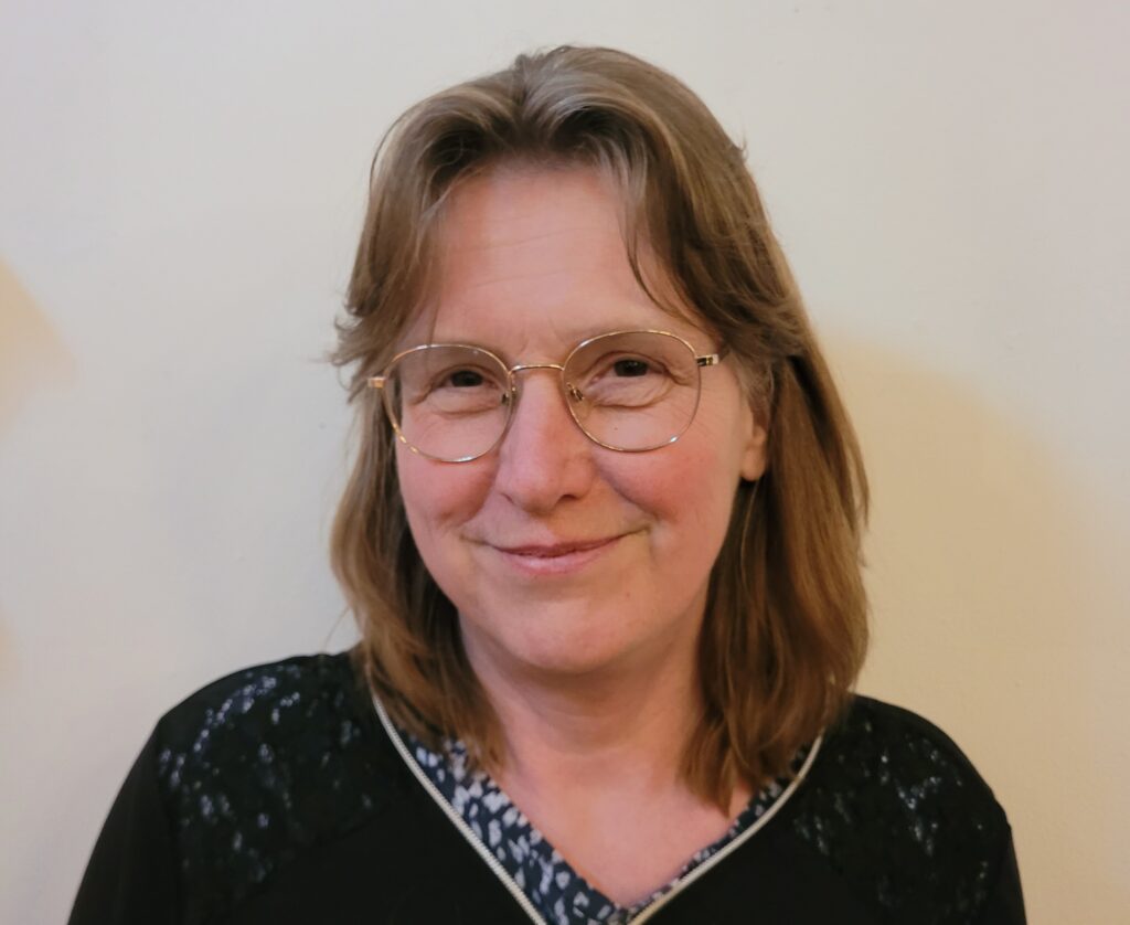 Ulrike Profile Pic low cost counselling